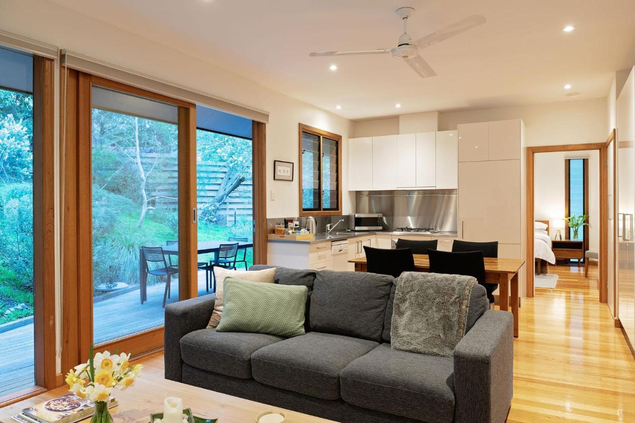 Cladich Pavilions Bed And Breakfast Aldgate Экстерьер фото