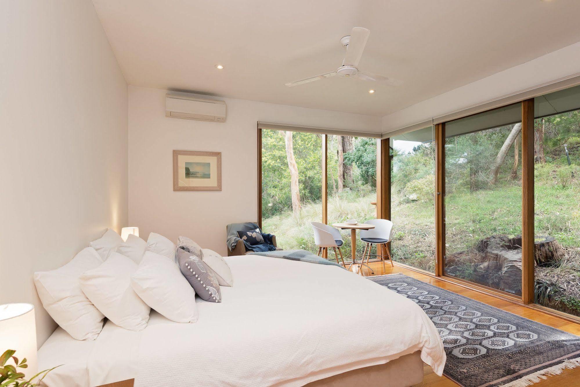 Cladich Pavilions Bed And Breakfast Aldgate Экстерьер фото