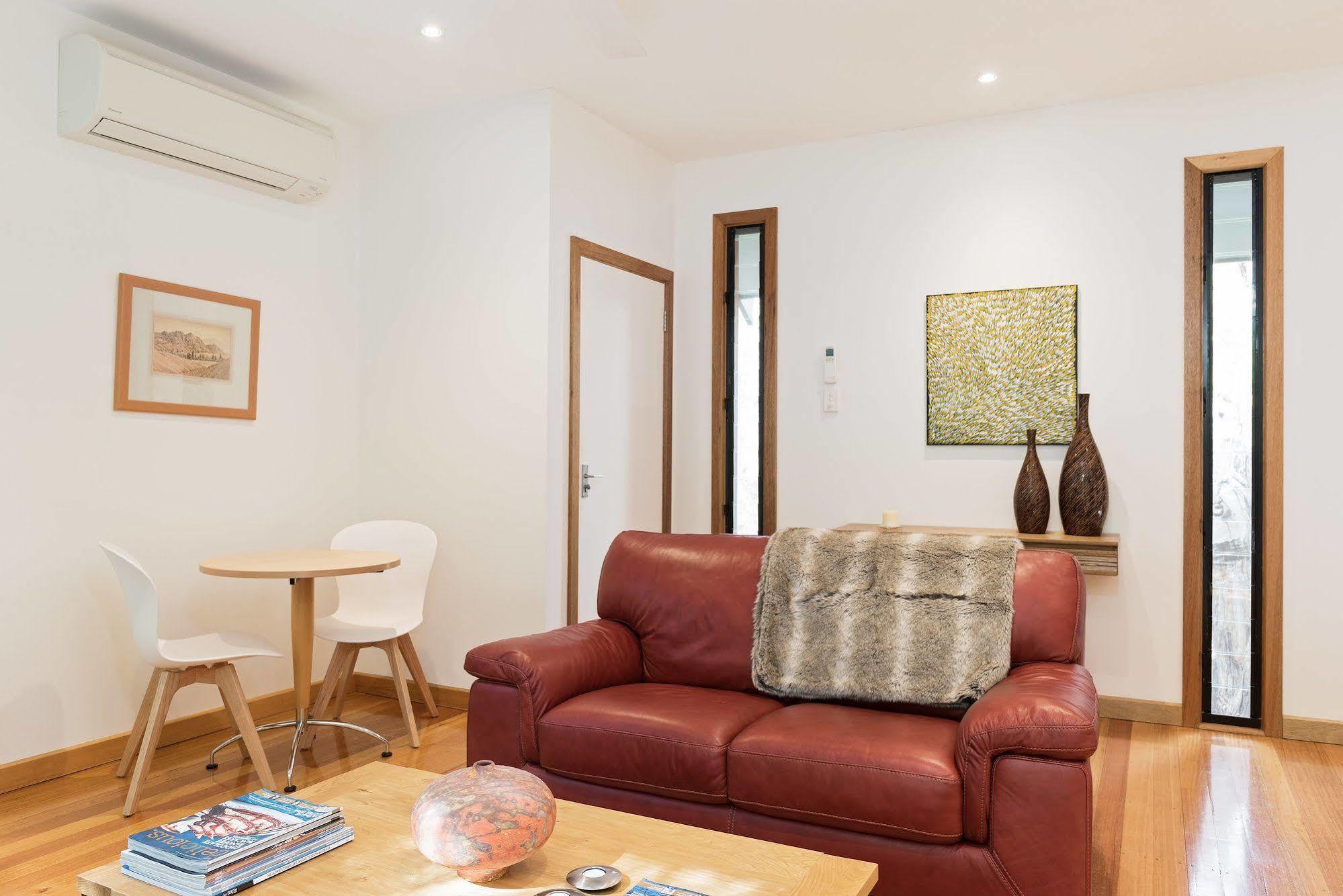 Cladich Pavilions Bed And Breakfast Aldgate Экстерьер фото